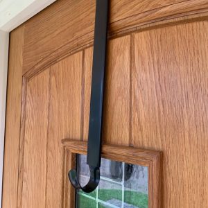 Extendable Wreath Hanger